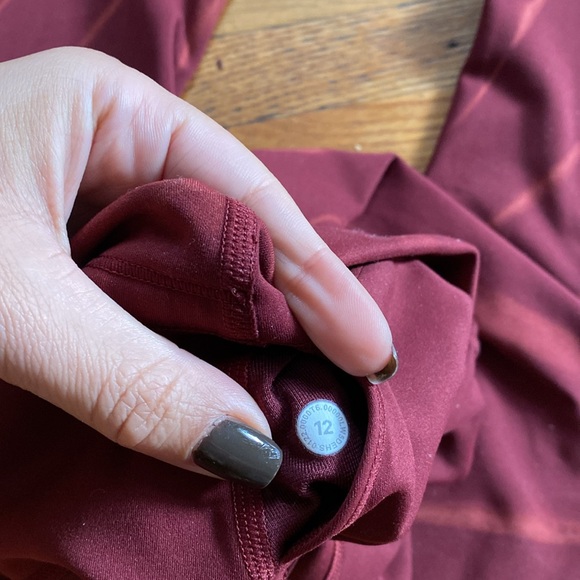 Lululemon wunder train HR crop 24’’ fade sun bleached wash red melon leggings. - Picture 5 of 6